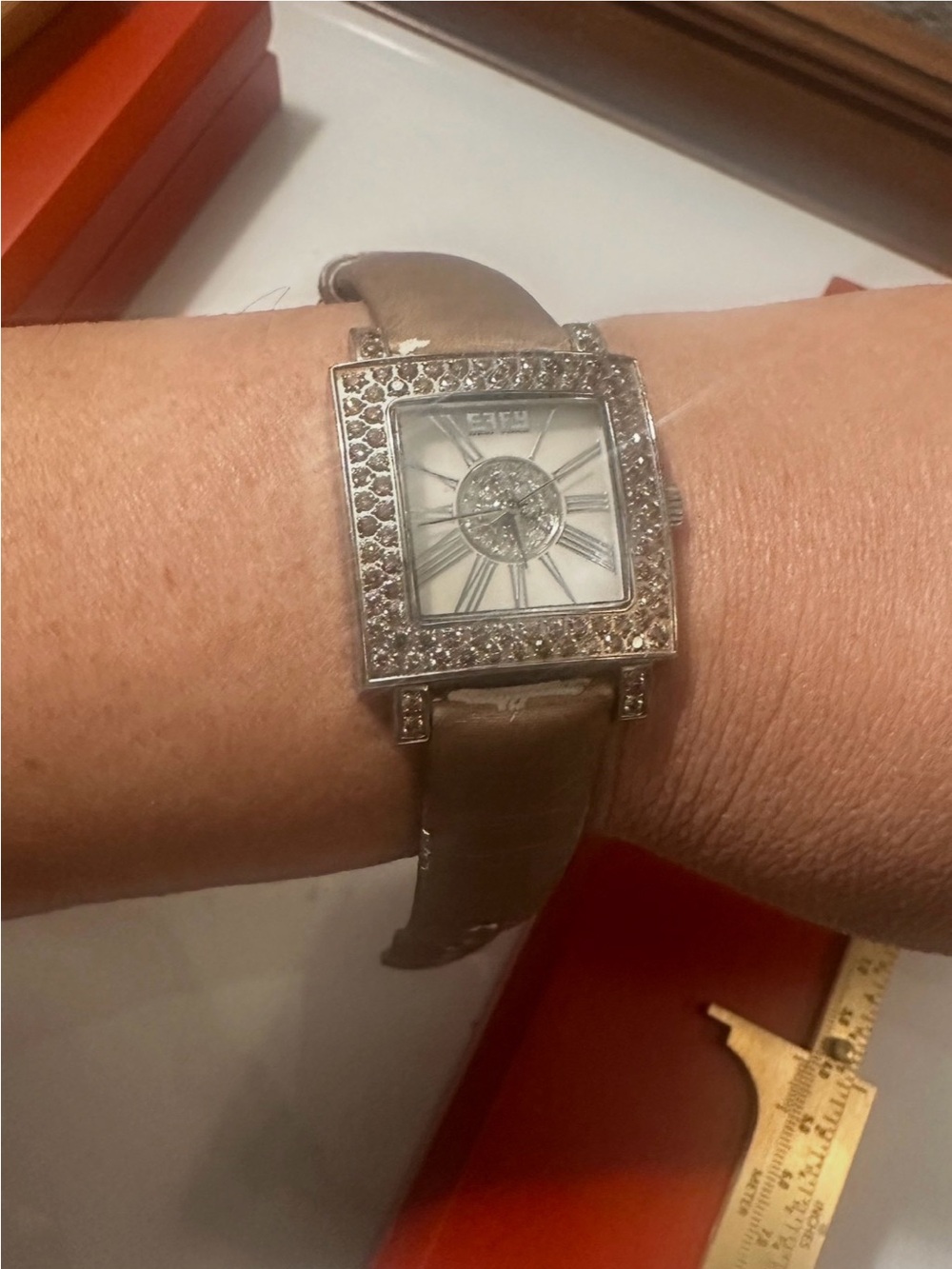 Effy sapphire & diamond watch mother of pearl face and sapphire lens running 😊